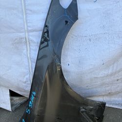 2019 BMW 5series Right Fender 