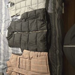 3 Puffer Vests