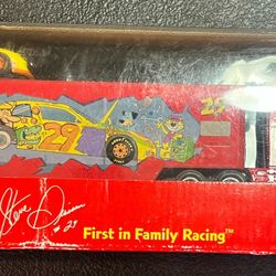 Nascar Racing Champions 1/64 Racing Team Transporters Cartoon Network