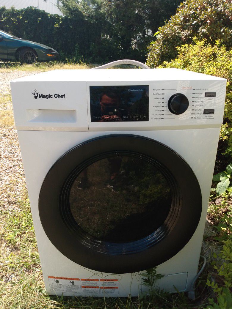 Magic Chef 24" Combo Washer And Dryer