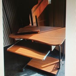 Contemporary Rolling Computer Desk