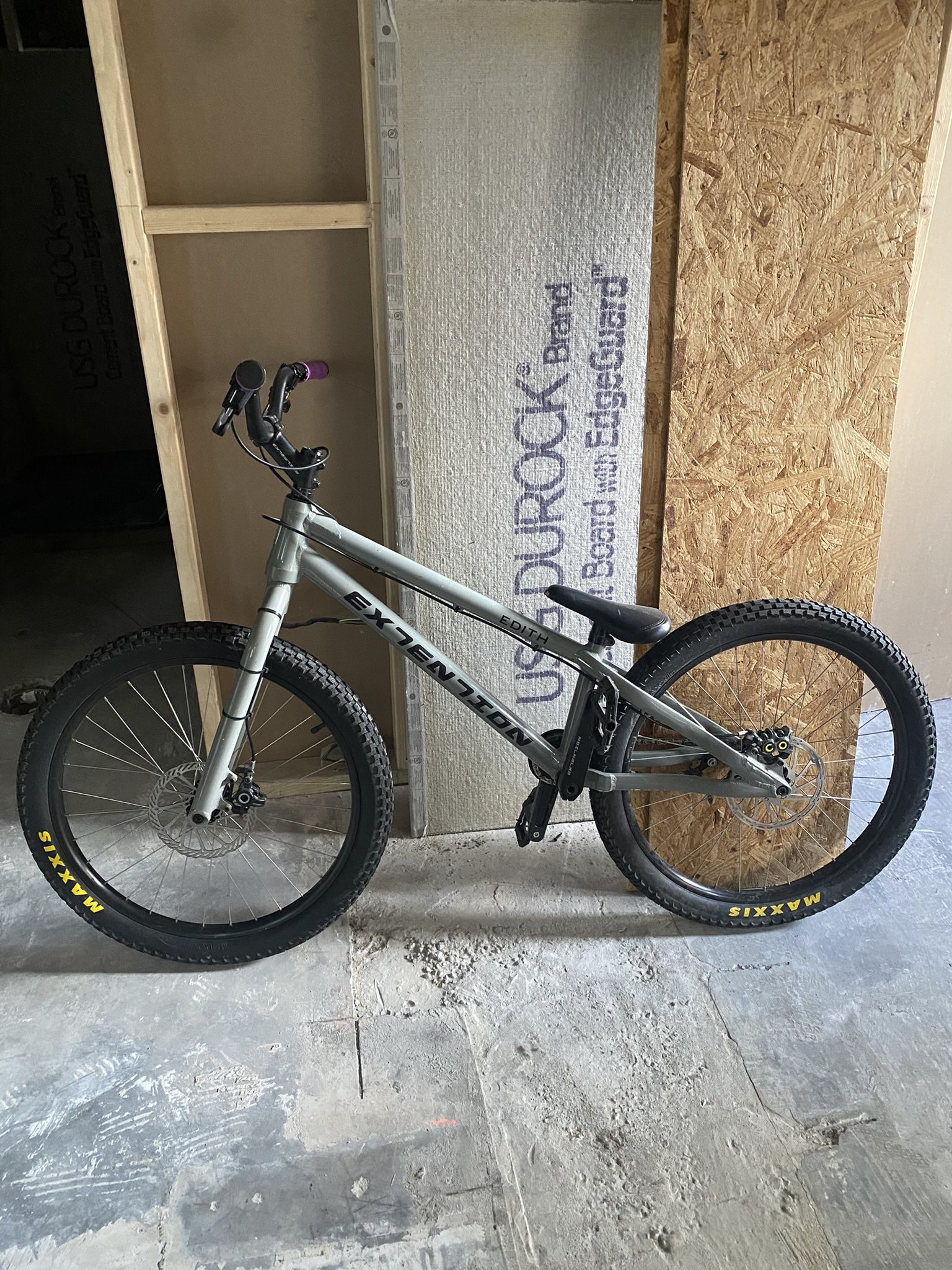 Edith Extension street Trials/bmx Bike