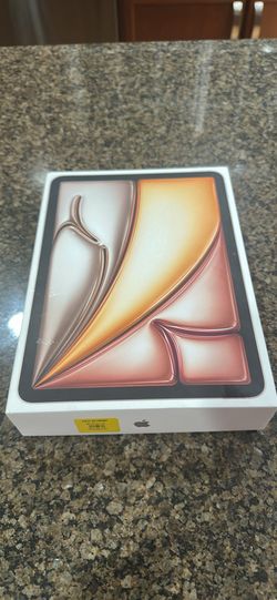Brand new newest ipad air M3 128 gb with full year warrnaty 