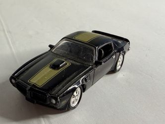 1:64 Johnny Lightning  1999 Playing Mantis  Diecast Car TM GM