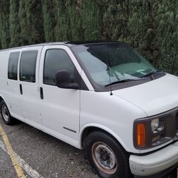 2000 GMC Savana
