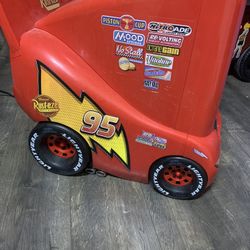 Lightning McQueen CRT Tv 