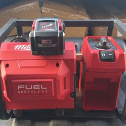 Milwaukee 2 Gallon Air Compressor 
