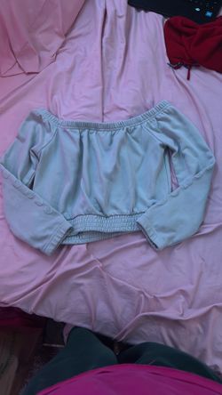 off shoulder crop top