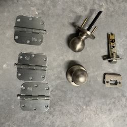 Brushed Nickel Hinges + Privacy Knobs
