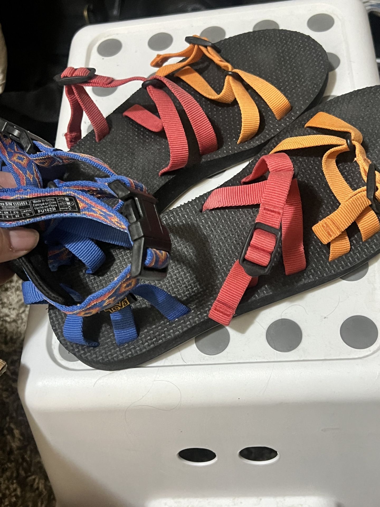Teva Barely Worn