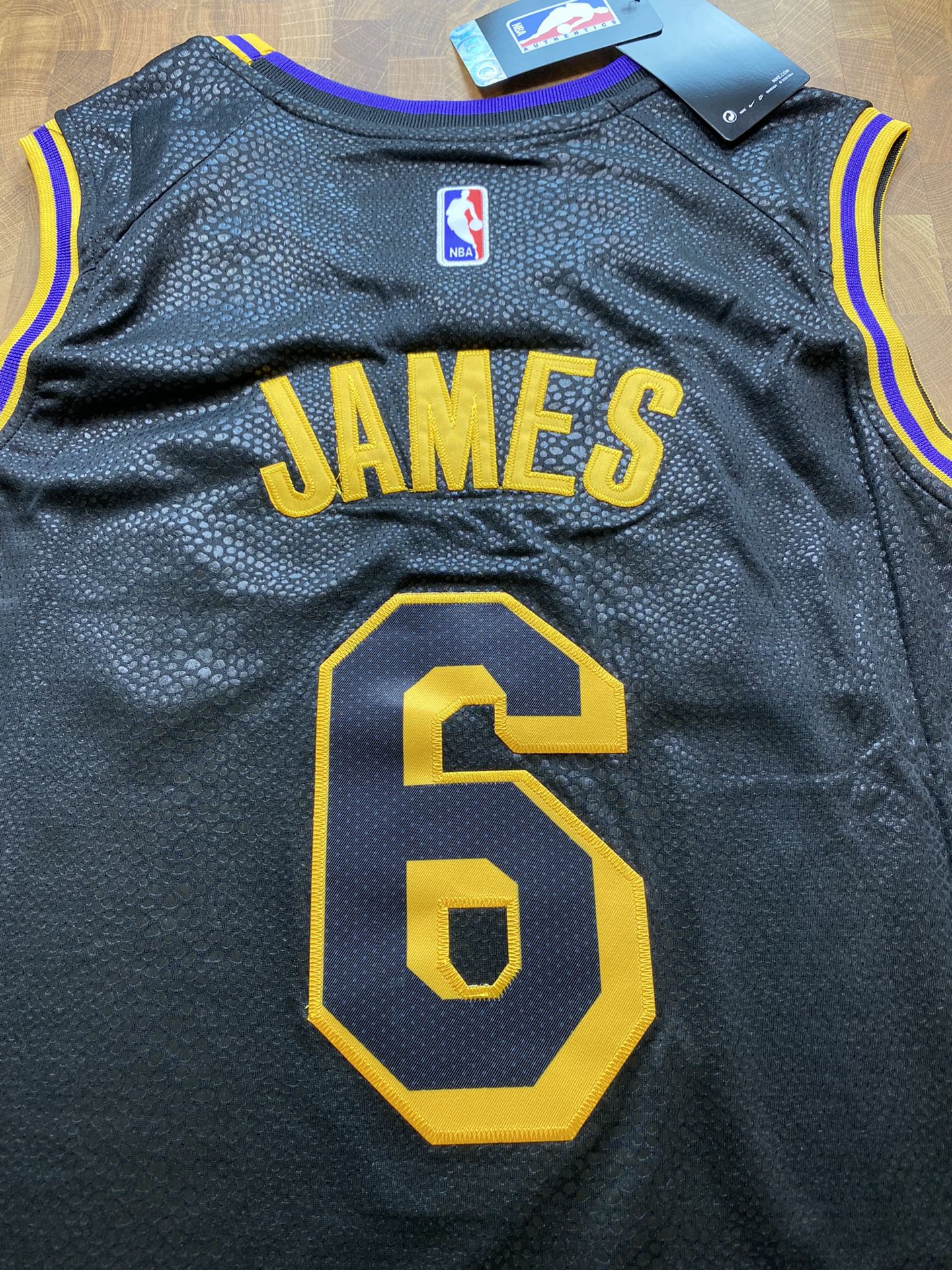 La Lakers City Edition Jersey! for Sale in Pico Rivera, CA - OfferUp