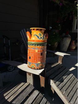Floor vase