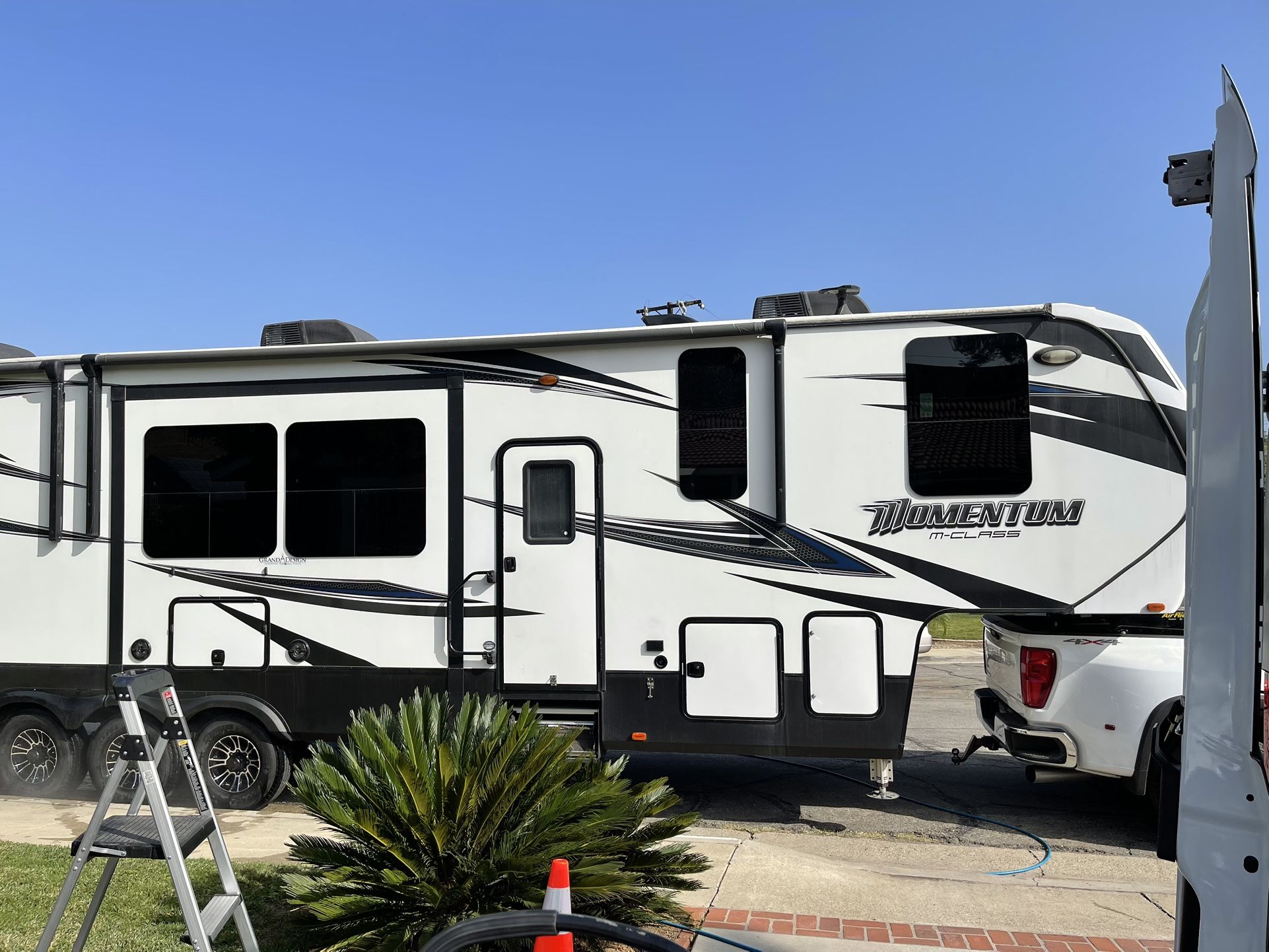 2018 Grand Desighn 388m