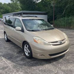 2008 Toyota Sienna