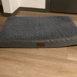 Mihikk Dog Bed