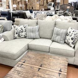 New 92” Sofa Chaise 🔥🔥 SPECIAL 