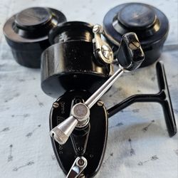Vintage Garcia Mitchell 300 Spinning Fishing Reel Made in France W/ Extra Spool