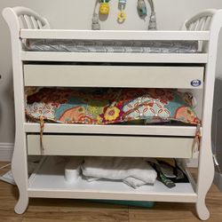 Pali Design Changing Table With 2 Storage Drawers 