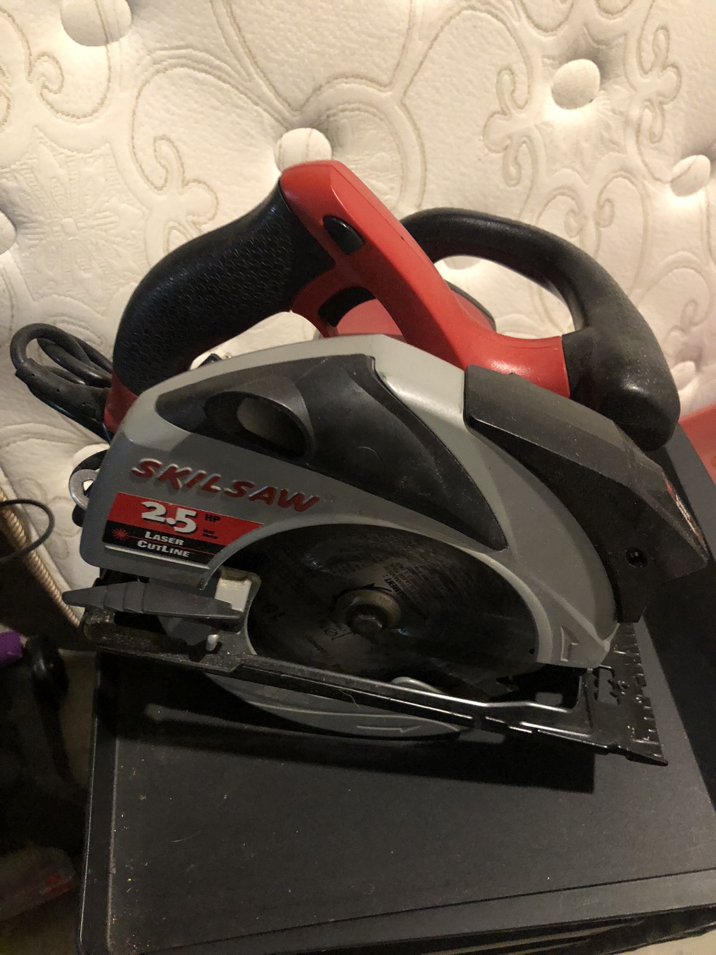 Skil Circular Saw