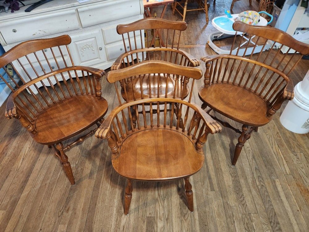 VG Cond Vintage Ethan Allen Heirloom Maple Arm Chair Nutmeg