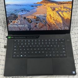 Razer Blade 15 Advanced 240hz (with 2 Tb Ssd & RTX 2080)