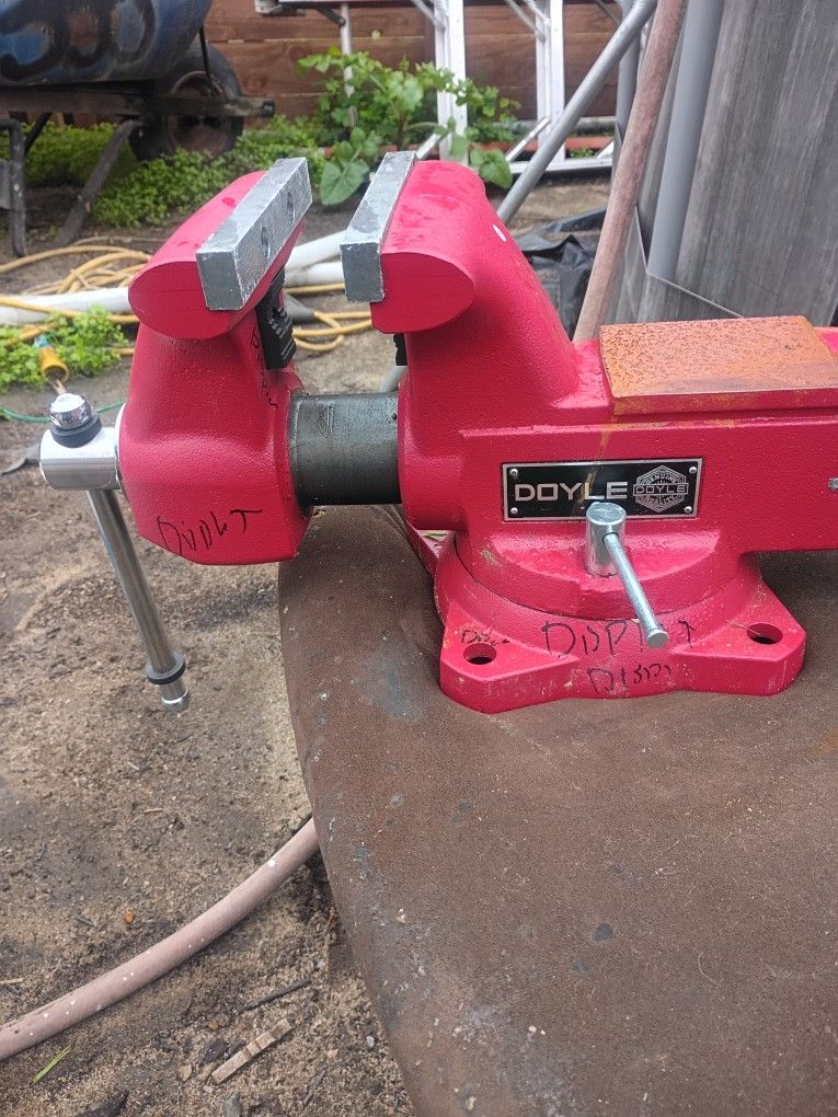 6 1/2 Doyle Bench Vice