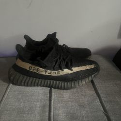 Yeezy 350 Oreo