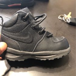 7c Nike Boots 