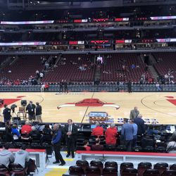 Bulls Vs Pistons CENTER COURT SEATS for Tonight 2/27