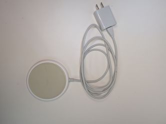 Mophie 10W Qi Wireless Fast Charging Pad Mat White with Power Adapter Cable