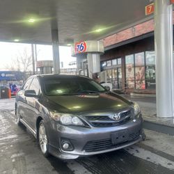 Toyot Corolla 2013 S sedan 