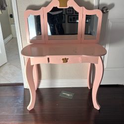 Kids Vanity 