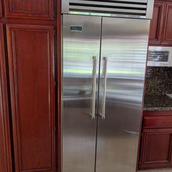 Viking 36 Inch Built-in Refrigerator VCSB Series