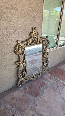 Ornate Gold Vintage-Style Wall Mirror