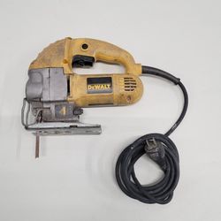 DeWalt DW317 Variable Speed Orbital Jig Saw 1" Stroke 5.5 Amp Corded
