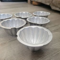 Set Of 6 La Bra JEL-RAC aluminum Vintage Jelly Molds