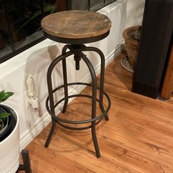 Barstool