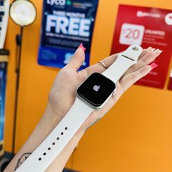 Apple Watch Series 8 
