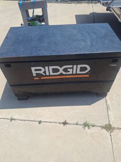 Rigid tool box