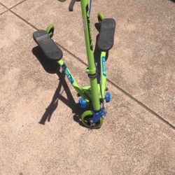 3 Wheel Scooter