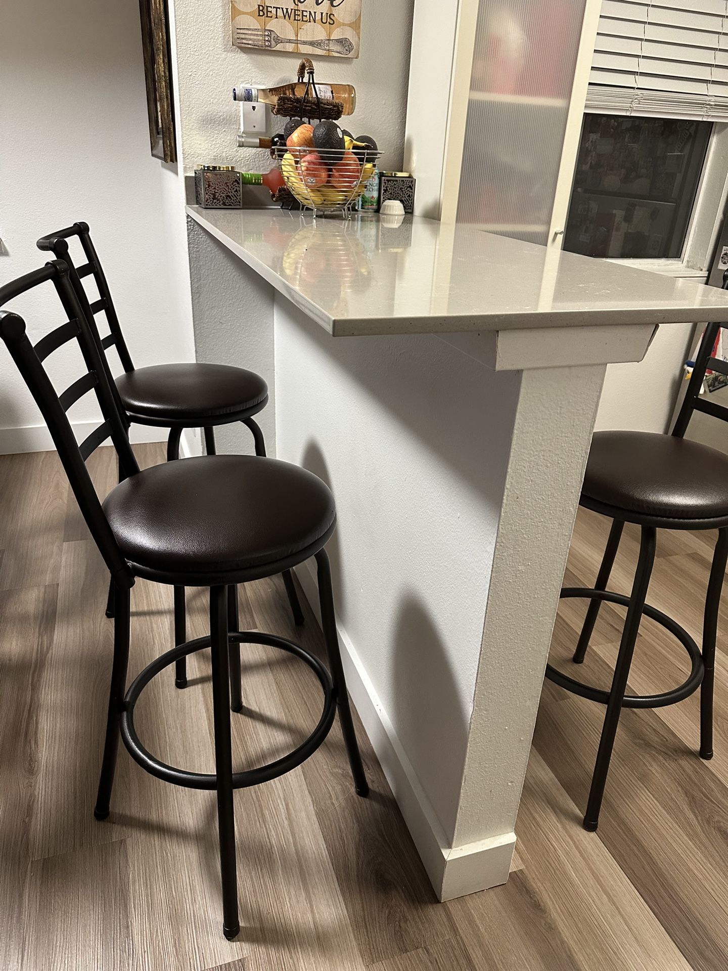 Bar Stools For Kitchen
