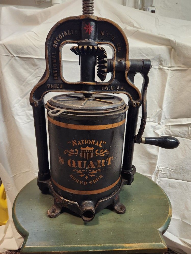 Antique cast iron juicer for Sale in Chicago, IL OfferUp