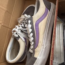 Vans 