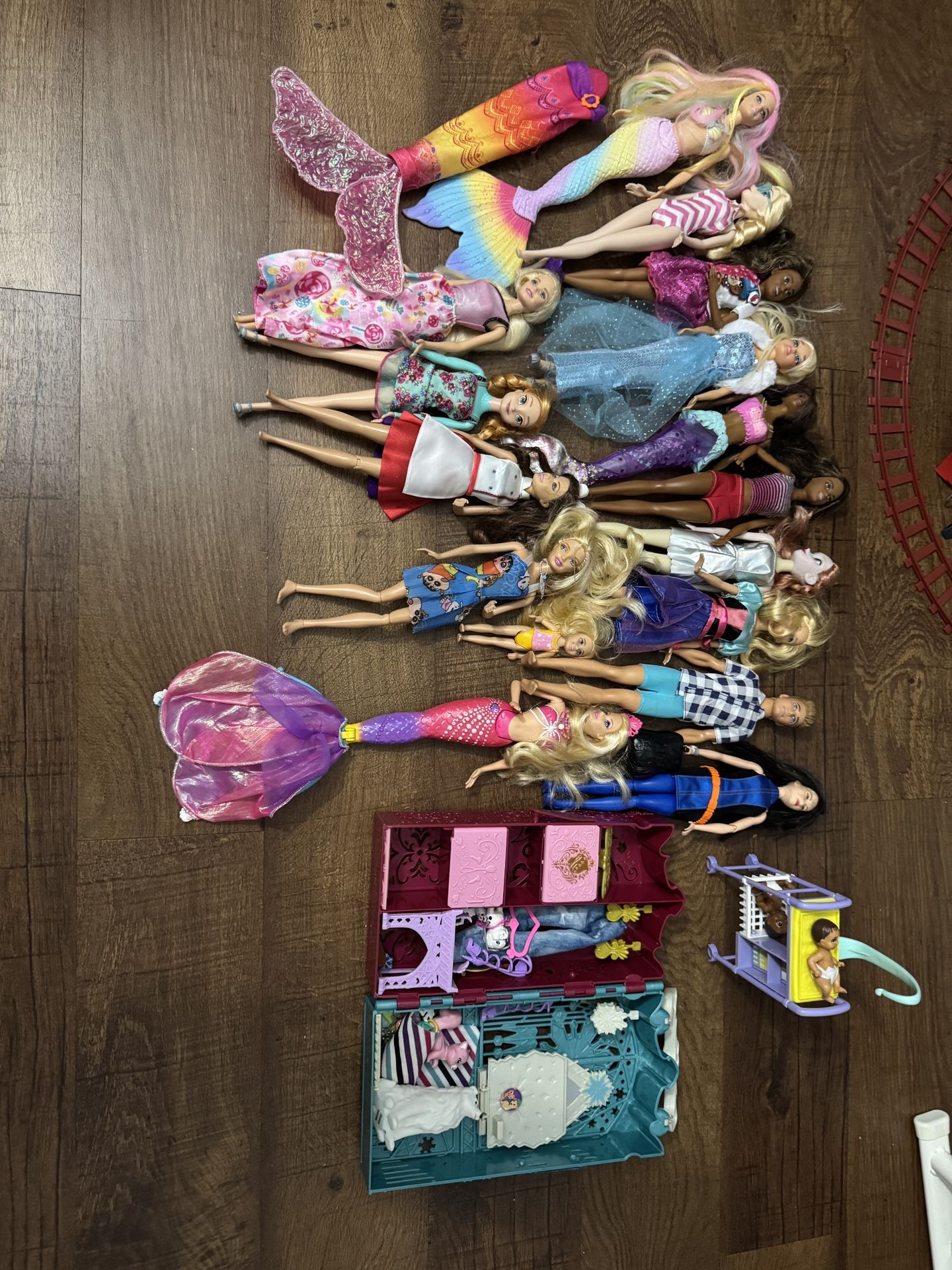 Babie Doll Set Barbies