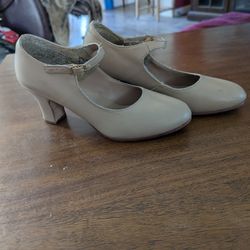 Capezio, Manhatten Style, Character Dance Shoes
