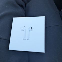 Air pods Just Opened Never Worn Shoot A Offer