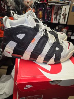 Nike uptempos size 12 mens fair condition