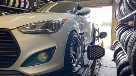 Rims & Tires cash/ finance $49 down 100 days cash price (HABLAMOS ESPAÑOL/FALAMOS PORTUGUES)