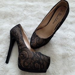 High Heels Size 7.5