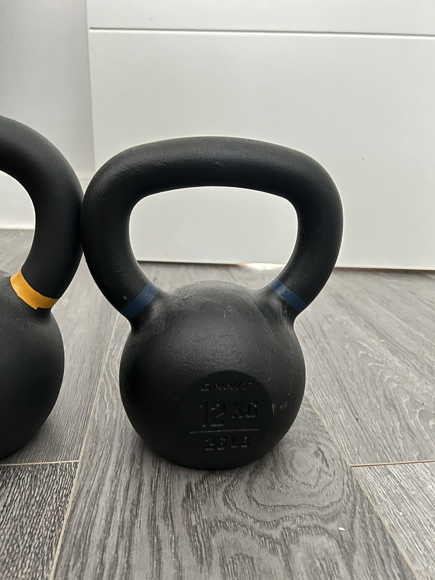 Onnit 12 kg (26 lbs) Kettlebell